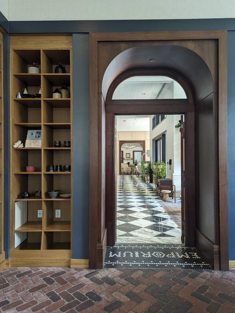 Perry Lane Hotel is the perfect hotel for your luxury Savannah itinerary